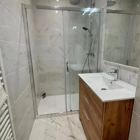 Brulee - Brand New - 2 Duplex Wifi, Ac, *