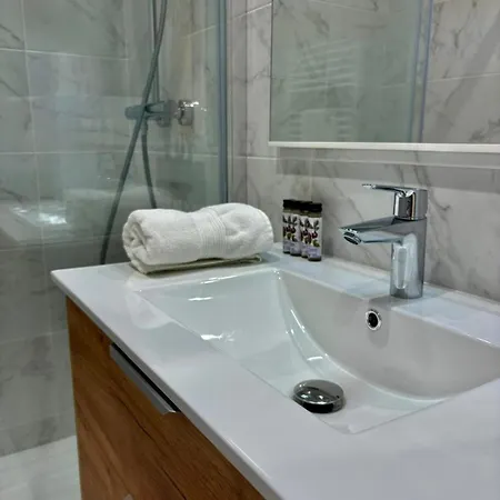 Brulee - Brand New - 2 Duplex Wifi, Ac, Apartment